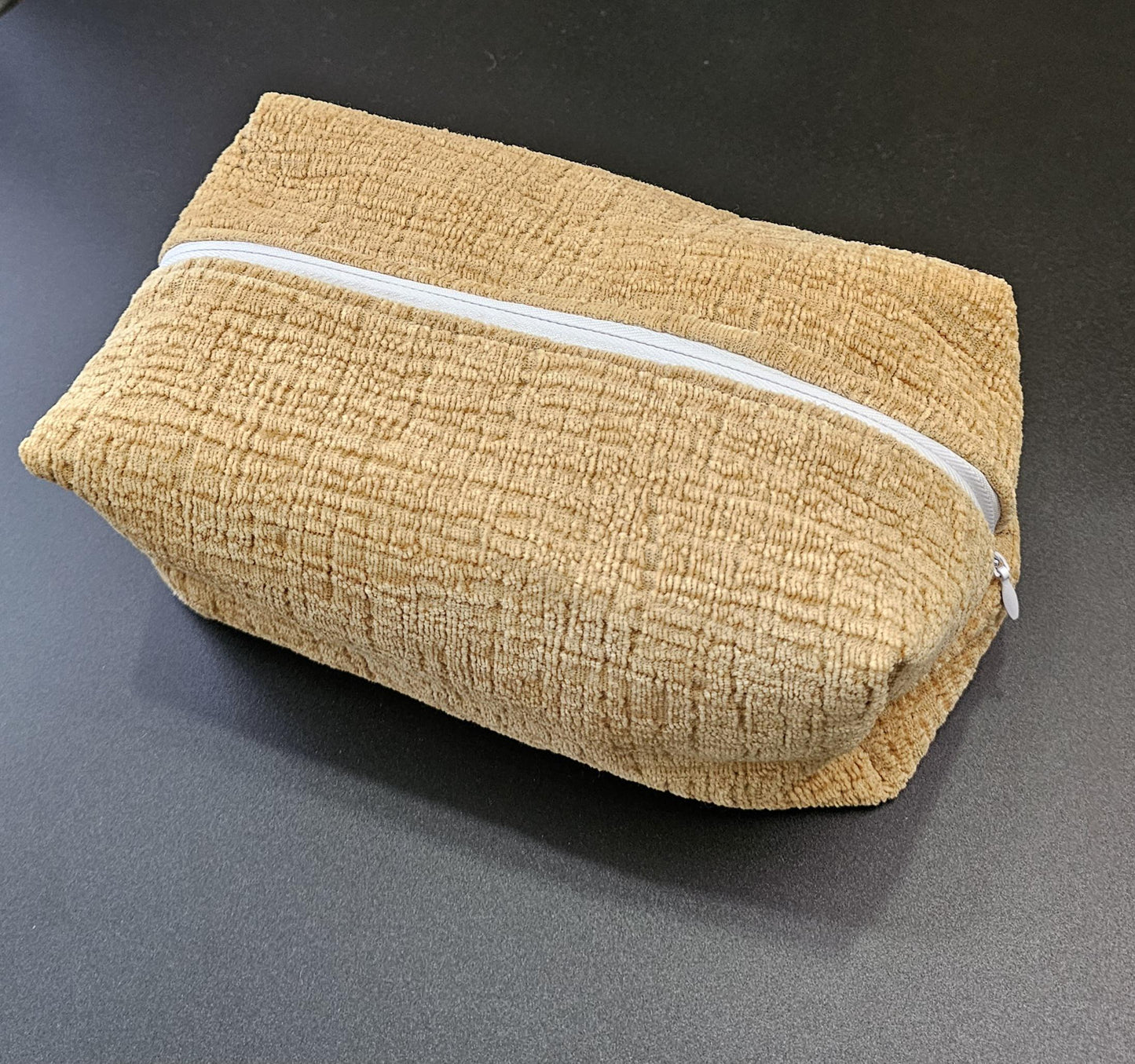 Handmade Quilted Cotton Makeup Bag - Medium Zipper Pouch