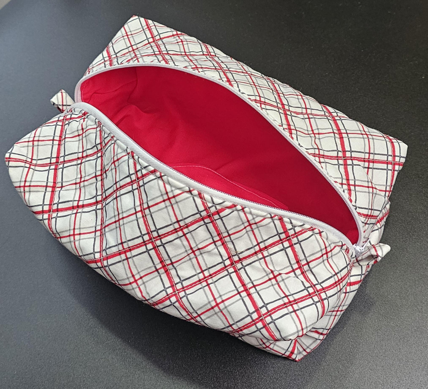 Handmade Cotton Quilted Makeup Bag: Zippered Cosmetic Travel Pouch