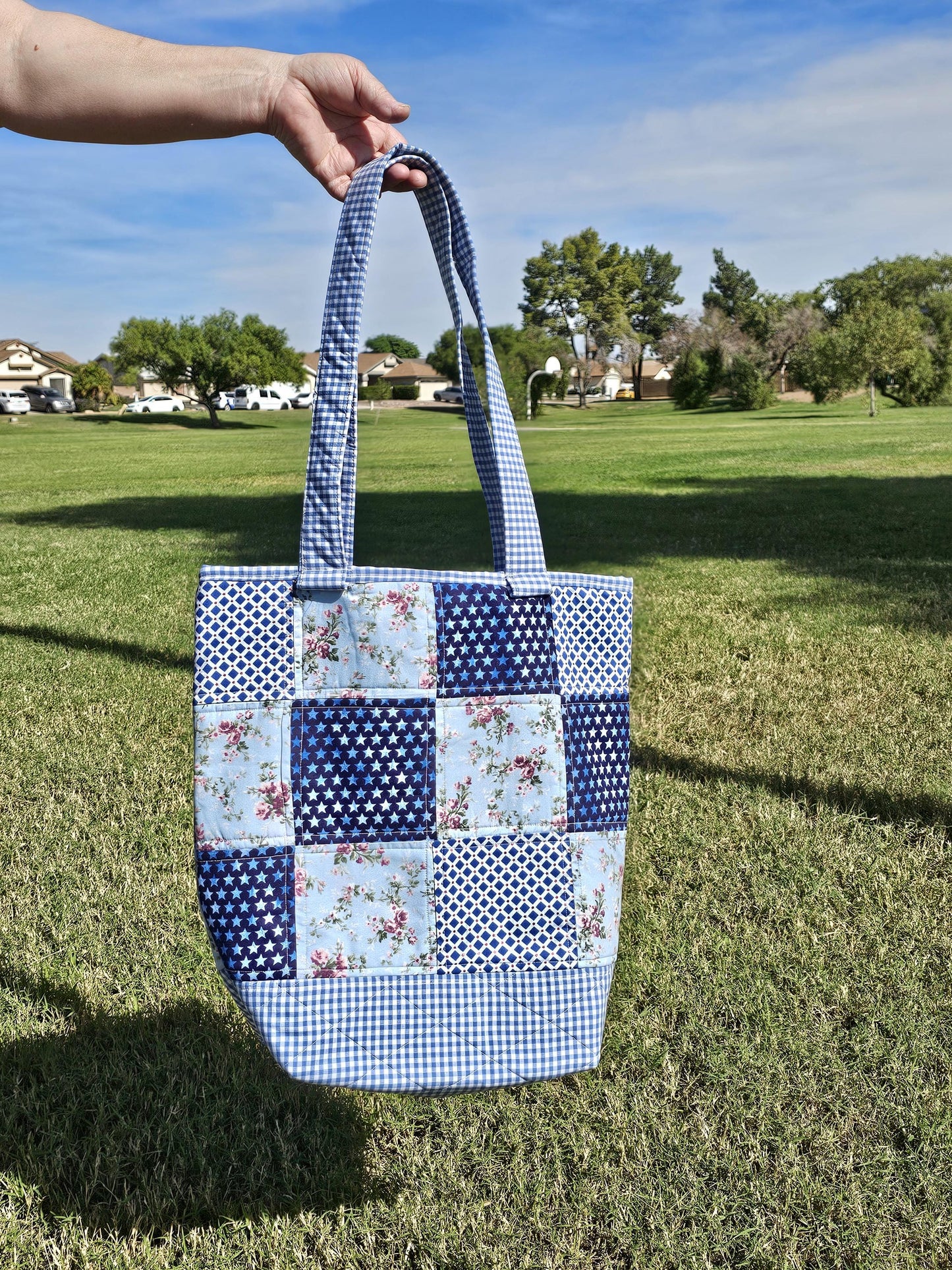 Women's Medium Tote Bag