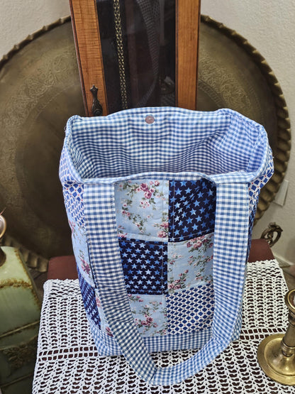 Women's Medium Tote Bag