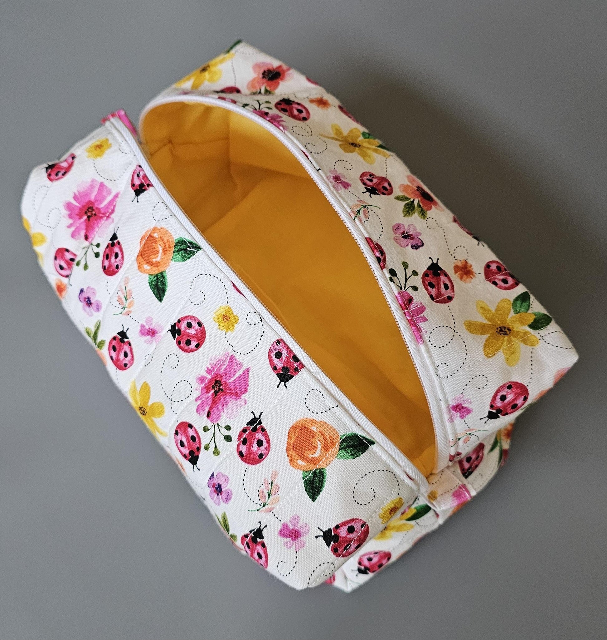 Medium Makeup Bag