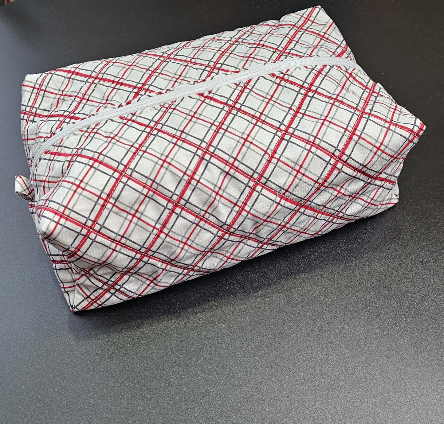 Handmade Cotton Quilted Makeup Bag: Zippered Cosmetic Travel Pouch