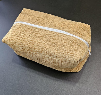 Handmade Quilted Cotton Makeup Bag - Medium Zipper Pouch