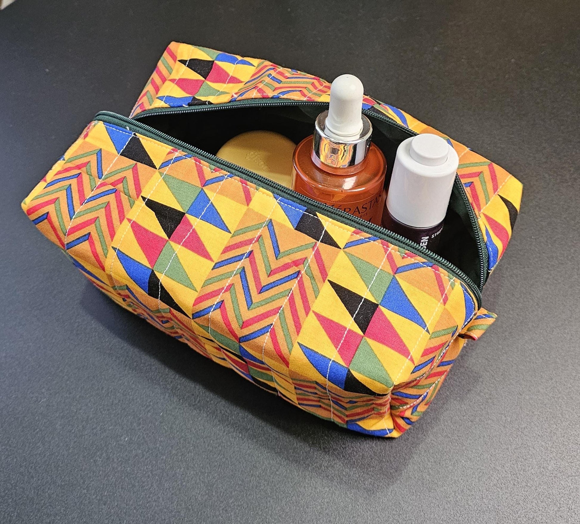 Handmade Quilted Cotton Makeup Bag with Zipper