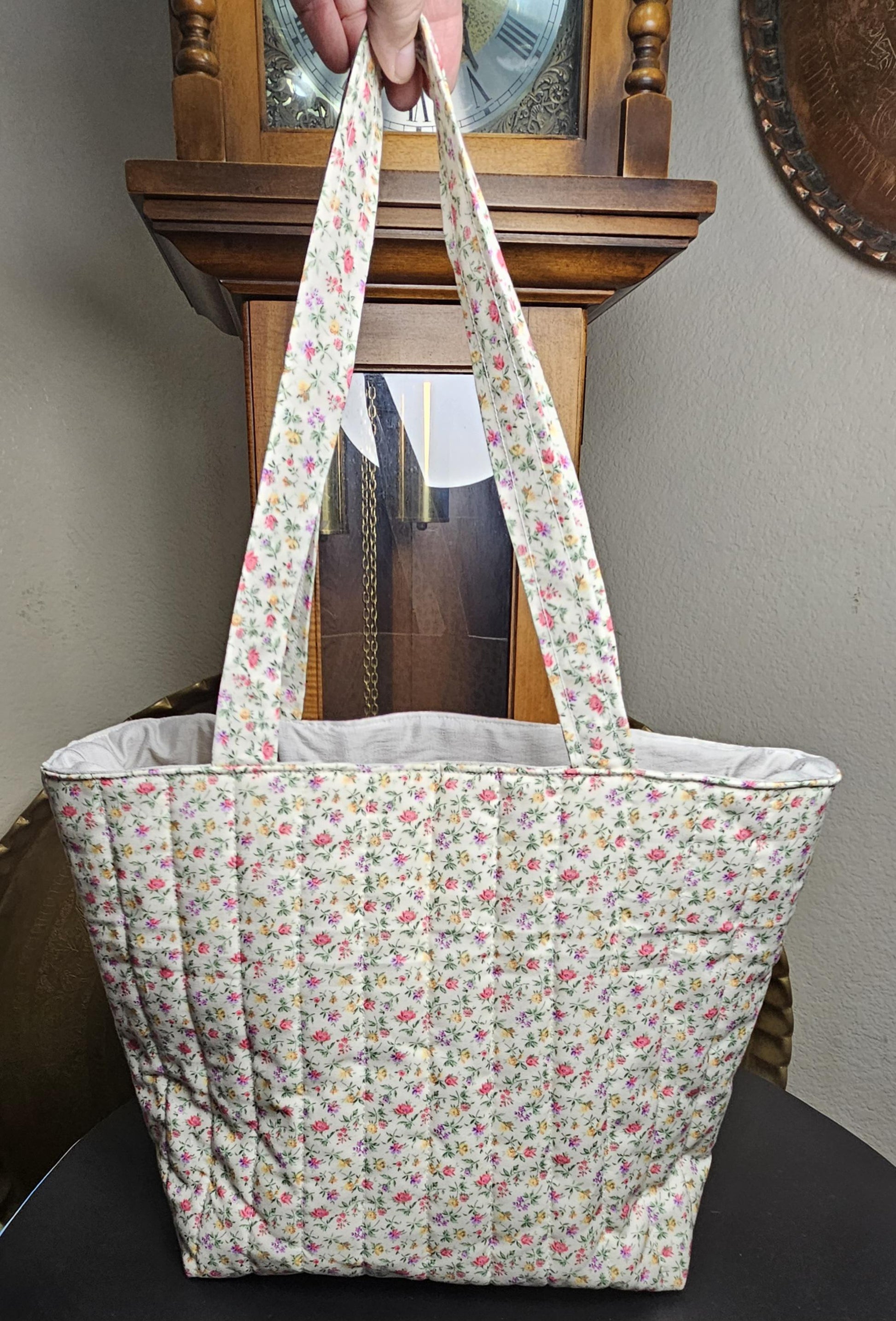 Women's Medium Tote Bag