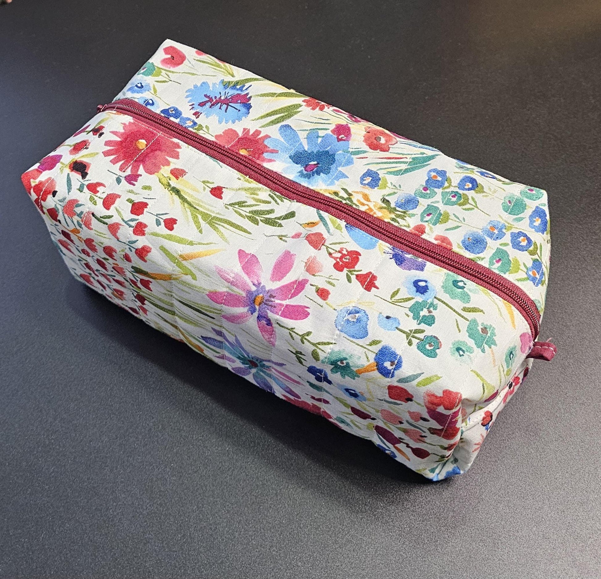 Handmade Quilted Makeup Bag, Floral Cotton Travel Cosmetic Pouc