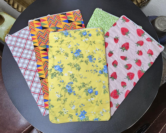 Handmade Cotton Book Sleeve with Zipper (13" x 8")