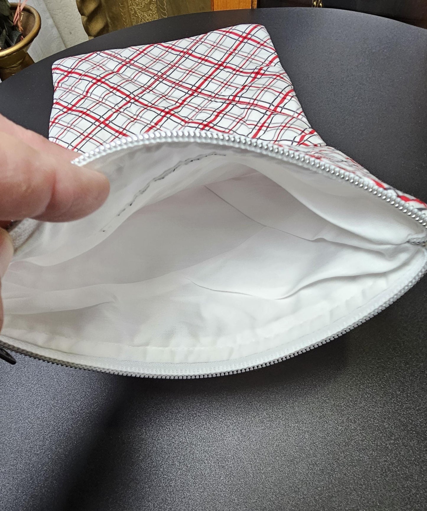 Handmade Cotton Book Sleeve with Zipper (13" x 8")