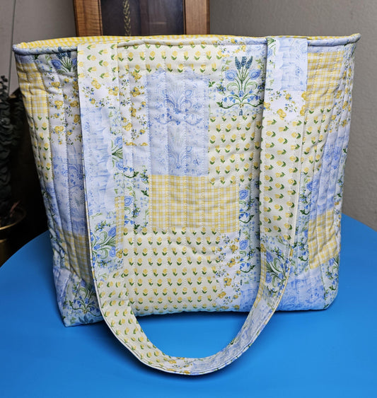 Women's Medium Tote Bag