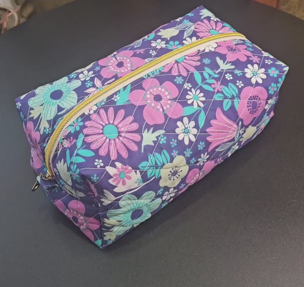 Handmade Quilted Cotton Makeup Bag, Floral Print (11"x6.5"x4")