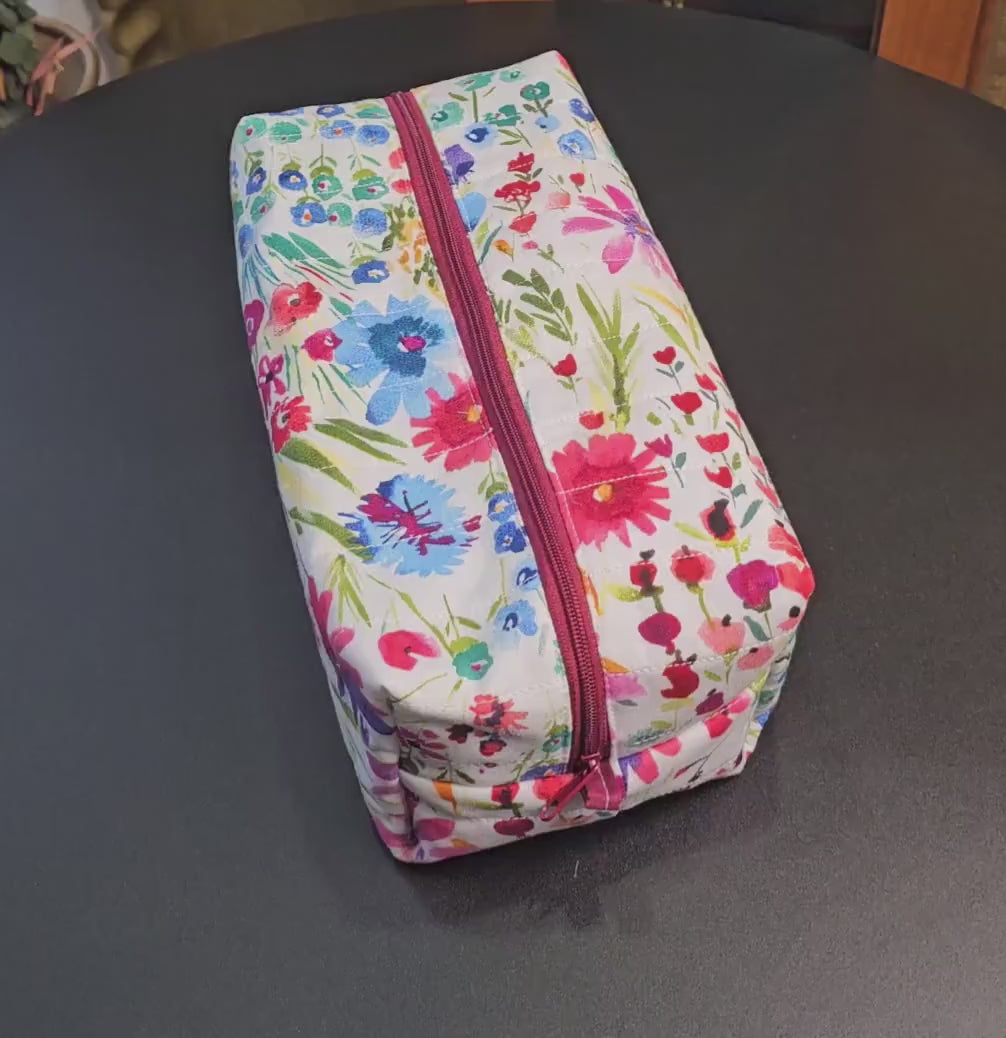 Handmade Quilted Makeup Bag, Floral Cotton Travel Cosmetic Pouc