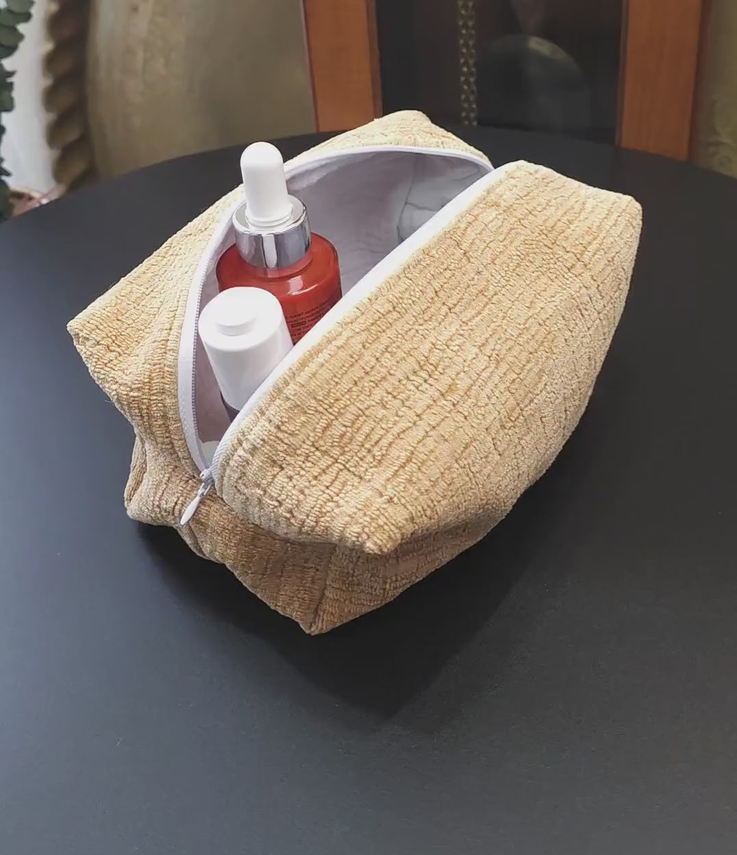 Handmade Quilted Cotton Makeup Bag - Medium Zipper Pouch