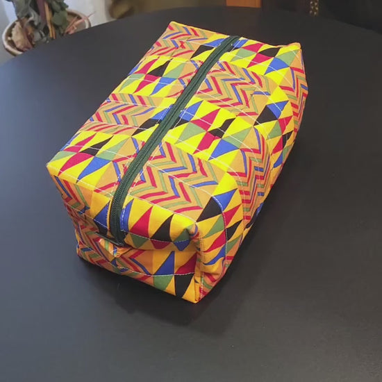 Handmade Quilted Cotton Makeup Bag with Zipper