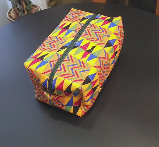 Handmade Quilted Cotton Makeup Bag with Zipper